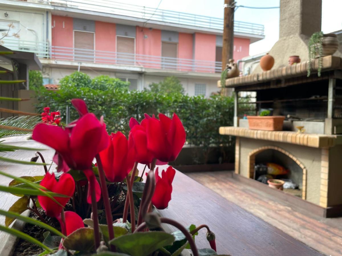 Triptolemus Stay Inn อิเลฟซีนา ภายนอก รูปภาพ